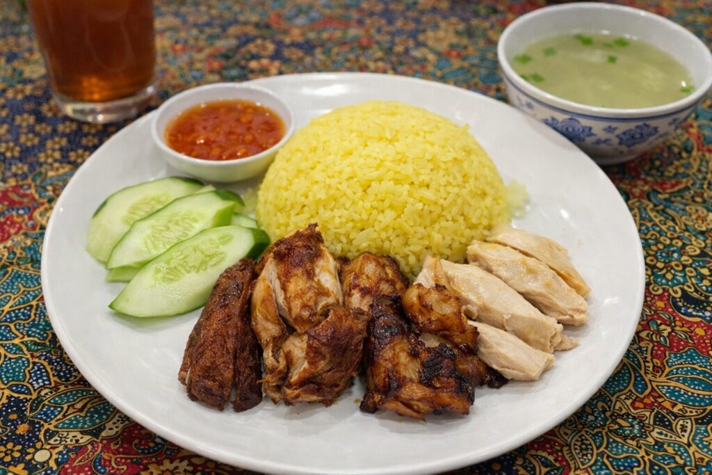 マレーシア　チキンライス　ナシアヤム