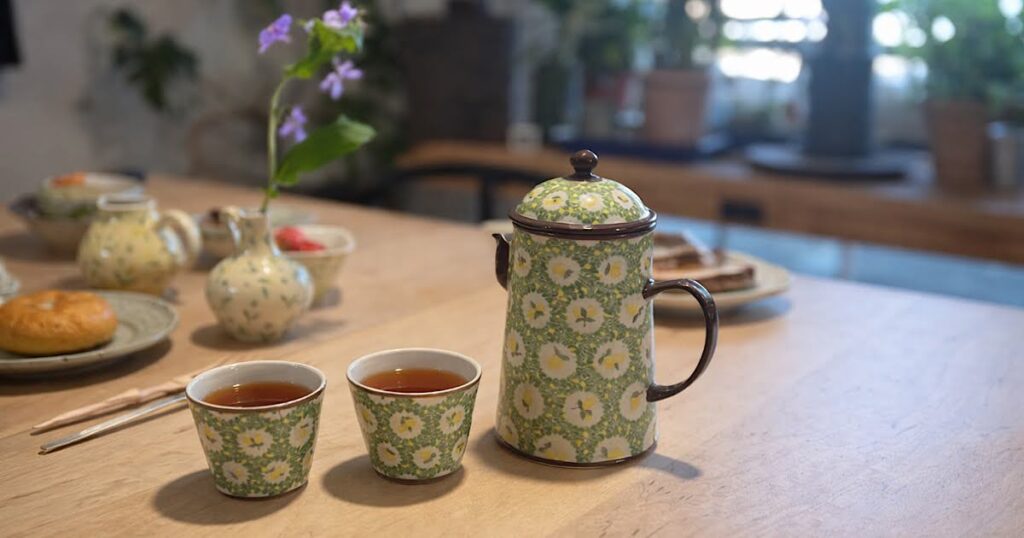 阿部慎太朗さんのうつわと過ごす春の日