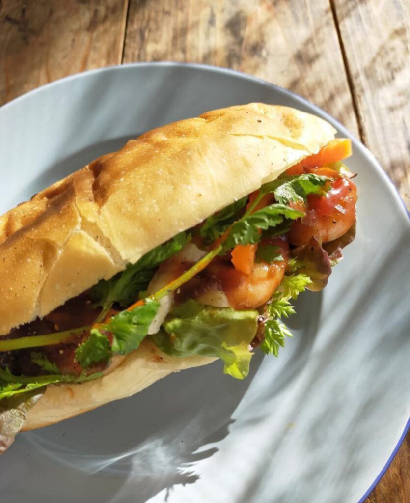 海老のタマリンドソースバインミー