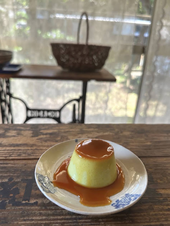 ベトナムみどりのプリン　banh flan la dua