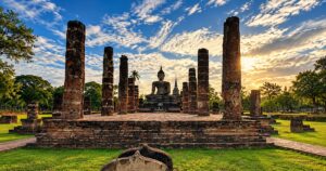 タイ旅で出会った「ごはん泥棒」を、ベトナムのおかって流に組み直す、白いごはんのおかずレッスン。
